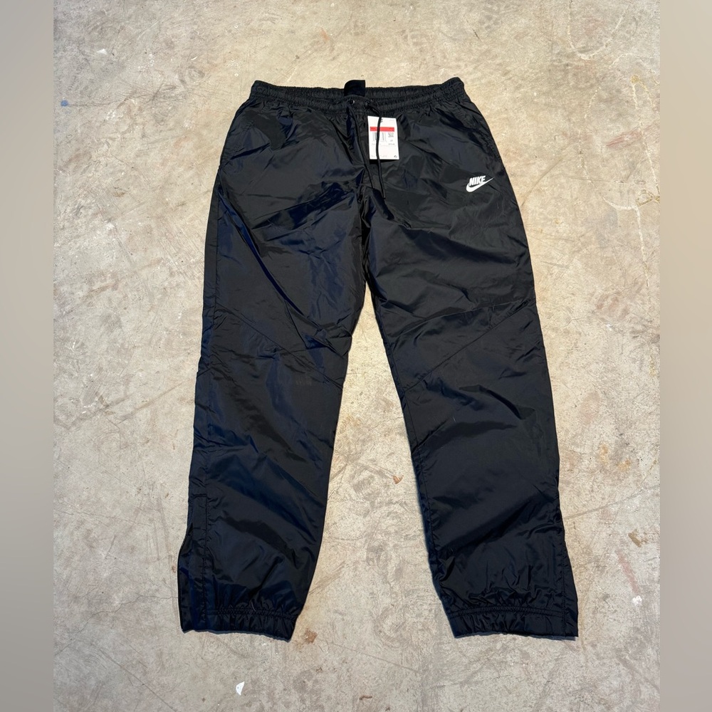 NWT Nike Nylon Ankle Zip Joggers Sweatpants Black Size L